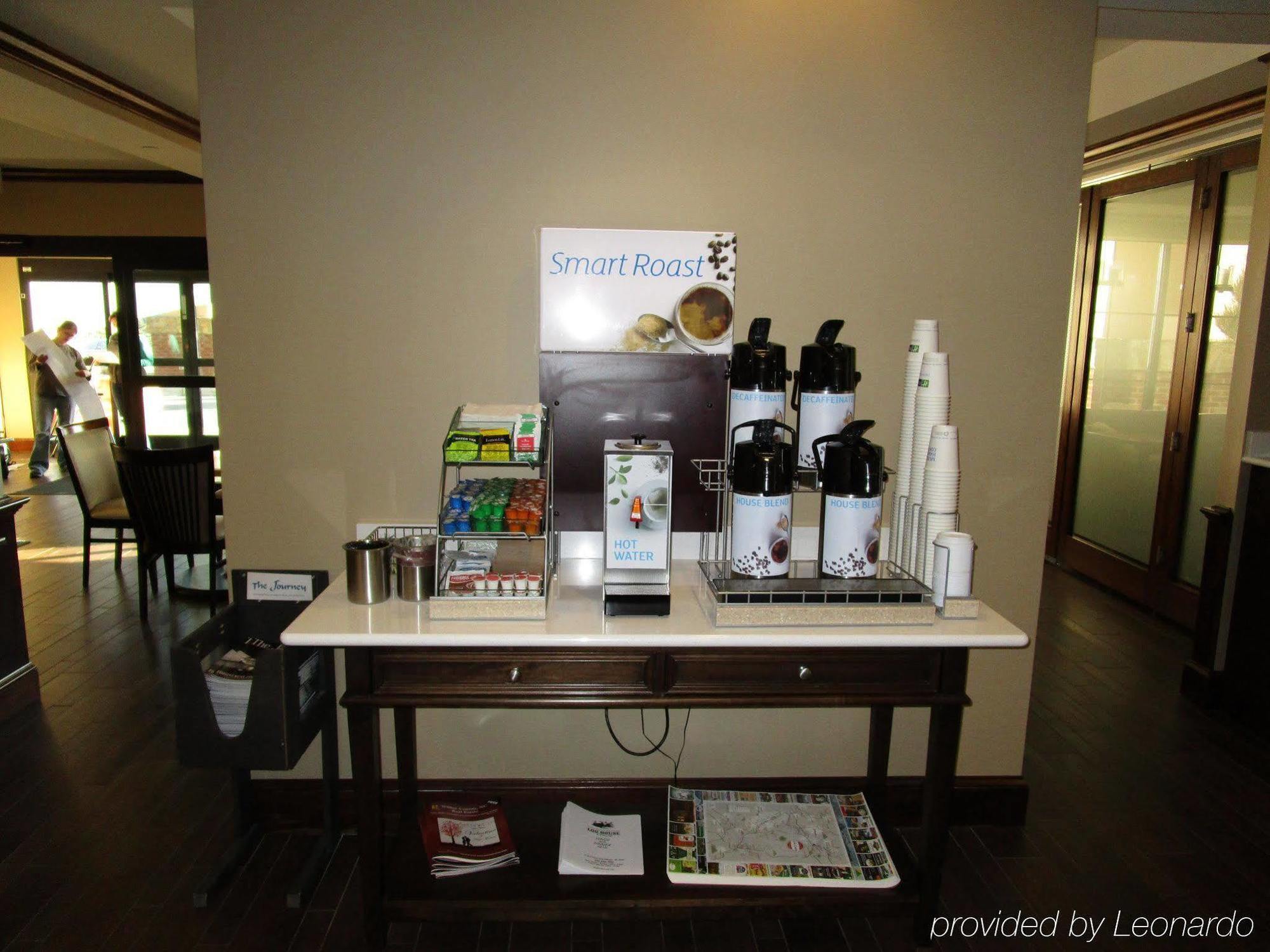 Holiday Inn Express West Jefferson By Ihg Екстер'єр фото