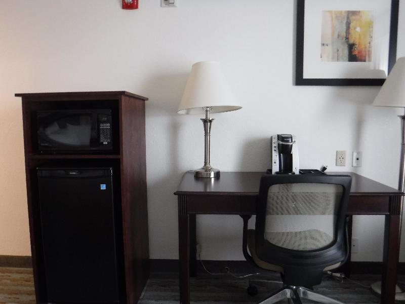 Holiday Inn Express West Jefferson By Ihg Екстер'єр фото